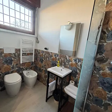 Masini Station Lejlighed Bologna